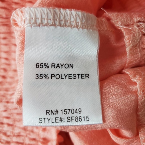 Six Fifty Clothing Light Weight V Neck Sleeveless Smocked Tank Top NWT - Picture 7 of 10